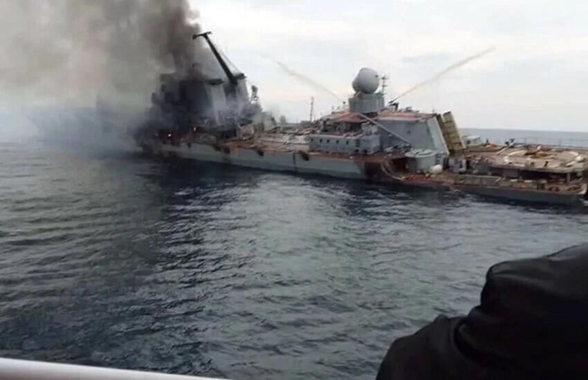 Karadeniz'de Rus savaş gemisinin imha görüntüleri ortaya çıktı - 3. Resim