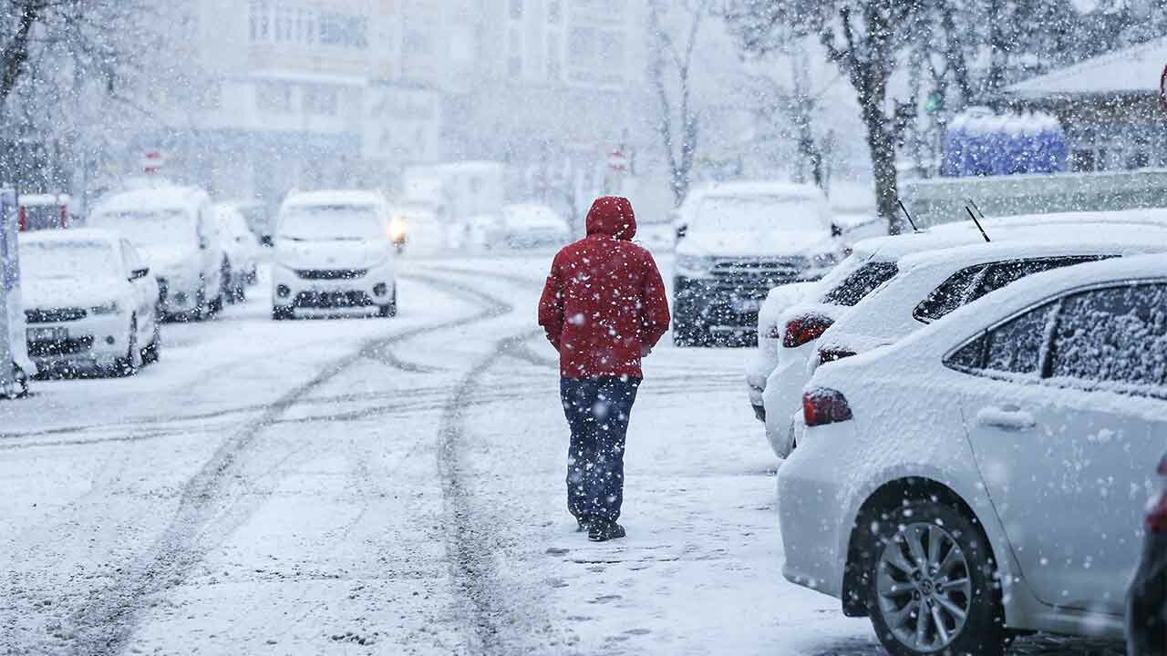 Hafta sonu plan yapanlar dikkat! Meteoroloji&#039;den kar yağışı uyarısı... İşte 3 Şubat il il hava durumu