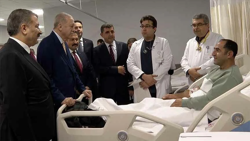 Cumhurbaşkanı Erdoğan Hatay'da hastaları ziyaret edip memnuniyetlerini sordu - 1. Resim