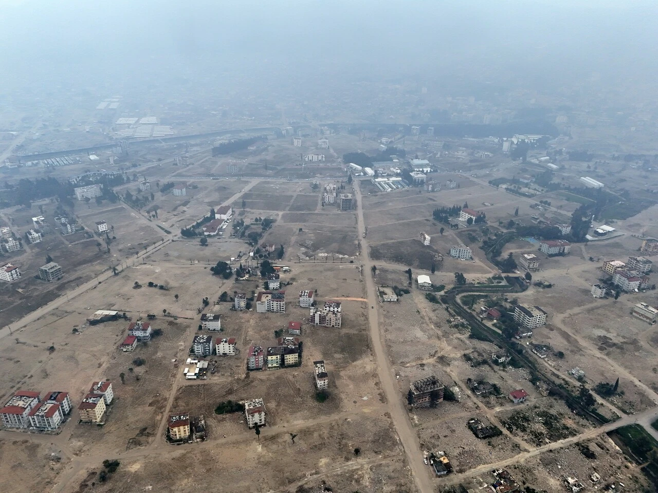 Deprem sonrası hayalet kente döndü: 15 bin aileden sadece 35'i kaldı