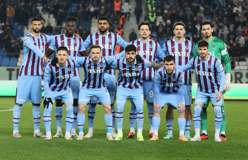 Dolmabahçe'de dev randevu! Muhtemel 11'ler