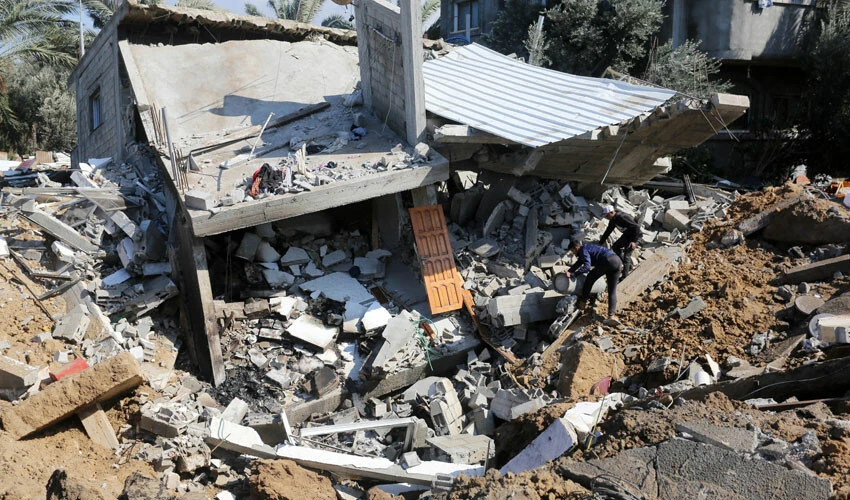 İsrail önce zorla göç ettirdi ardından vurdu!