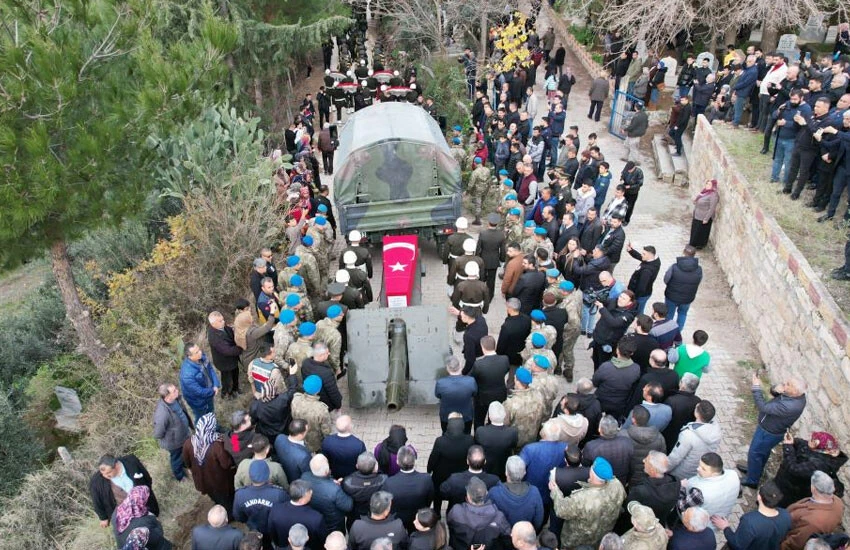 Pençe Kilit şehidi gözyaşlarıyla son yolculuğuna uğurlandı