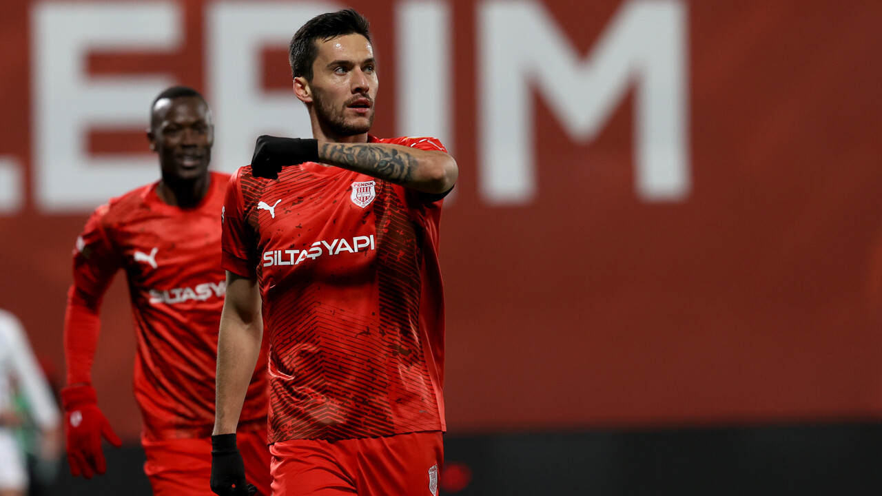 Pendikspor, Adana Demirspor&#039;u evinde devirdi