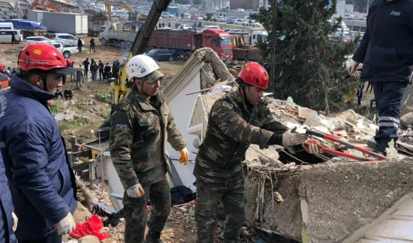 Asrın felaketinin birinci yılında Azerbaycan ekibi: Kardeşlik borcumuzu ödemeye geldik - 6. Resim