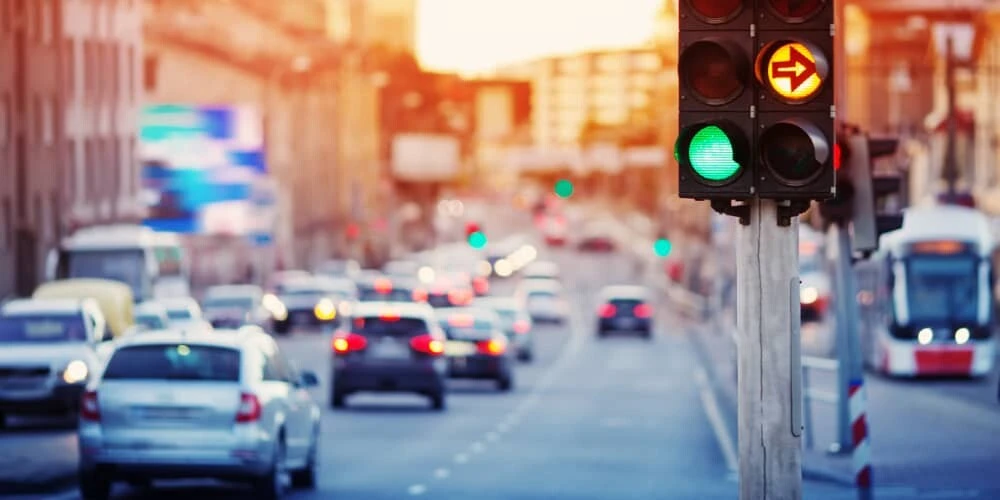 Bugün İstanbul yol durumu nasıl, TEM, D-100 E-5 trafik var mı? İstanbul trafiğinde okul yoğunluğu! - 1. Resim