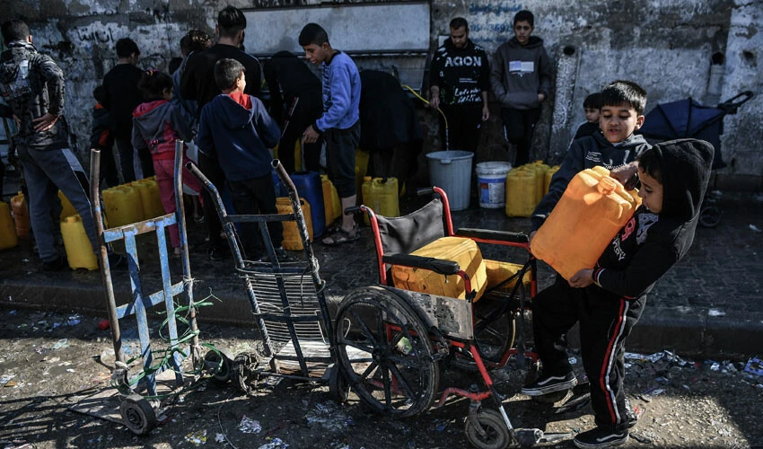 İsrail Gazze'de BM'nin yardım konvoyunu vurdu - 2. Resim