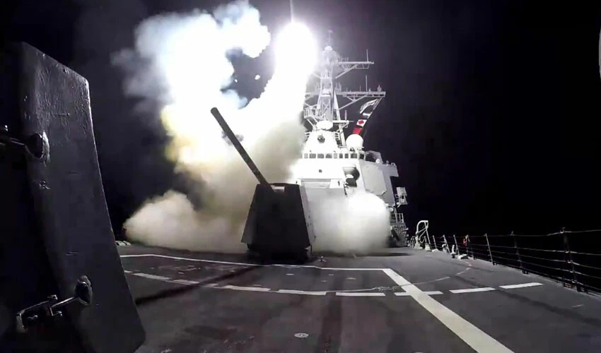 Savaş uçakları yeniden Husiler için havalandı: Onlarca hedef vuruldu - 1. Resim