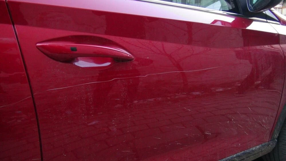 Araçlarının başına geldiklerinde hayatlarının şokunu yaşadılar