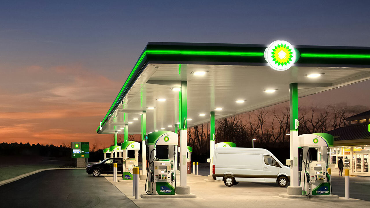 bp karı 2023&#039;te yüzde 50 azaldı