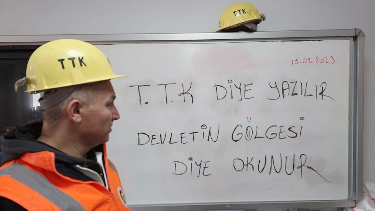 Depremin kalbi yakan enkaz sonrası çekilen unutulmayacak kareleri... - 11. Resim