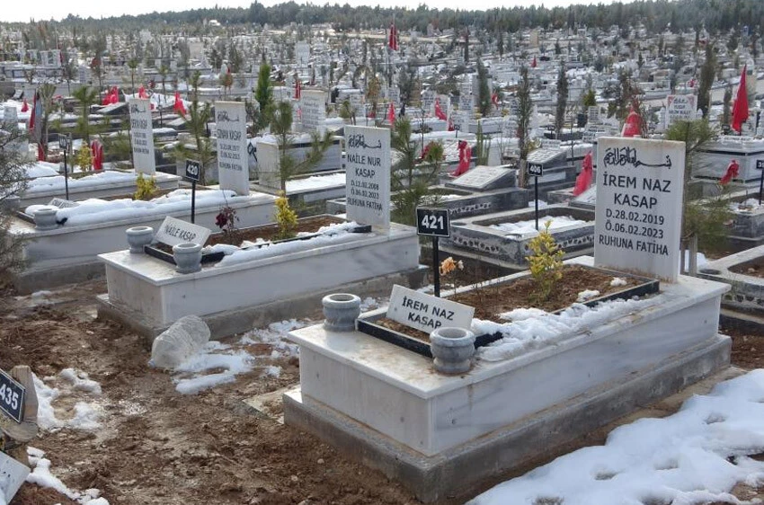 Dinmeyen acı... Tüm ailesini depremde kaybetti!