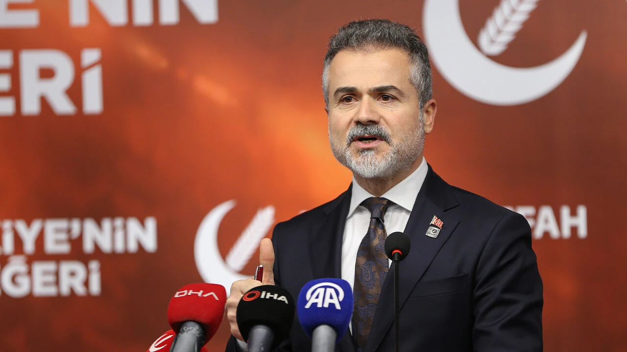 'İBB'den para aldı' iddialarına Yeniden Refah'tan cevap 