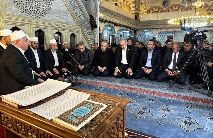 Miraç Kandili yurt genelinde dualarla idrak edildi