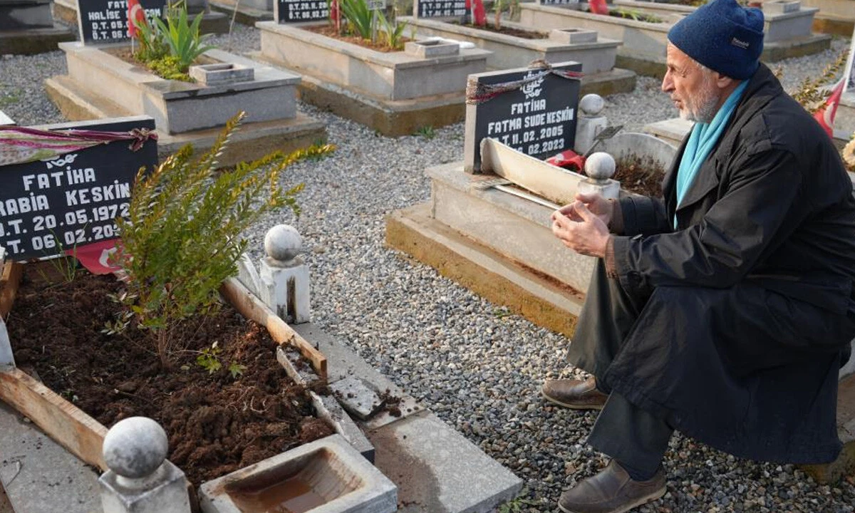 Önce eşi ve kızını, sonra da oğlunu kaybetti: Doğum gününde enkazdan ölü çıkarıldı