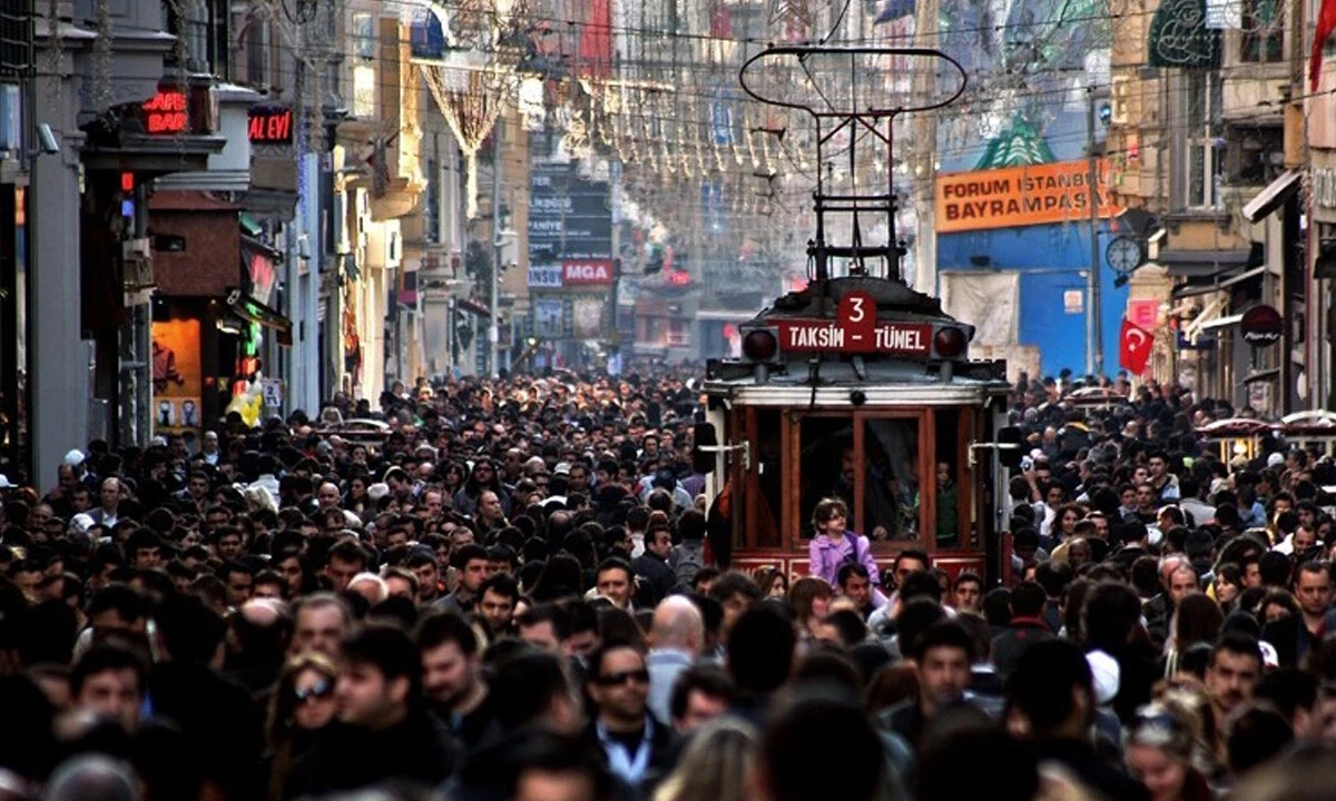 İstanbul Türkiye'nin yeni nüfusu belli oldu: Bayburt detayı dikkat çekti - 1. Resim