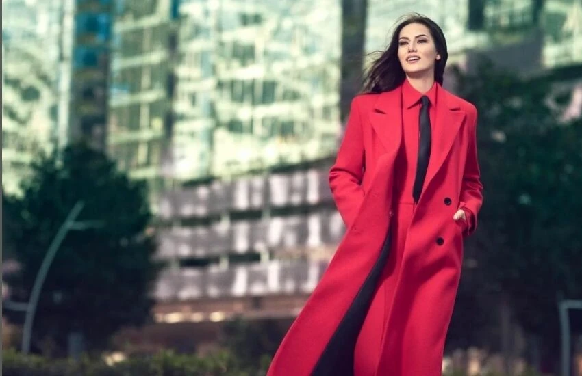 80 milyon TL'lik reklam çekiminde olay! Fahriye Evcen'in istekleri krize yol açtı