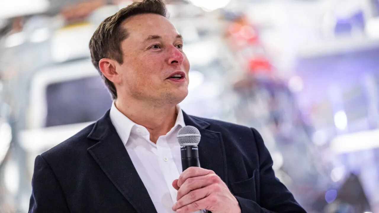 Elon Musk: &#039;Tesla çalışanları fabrikada yaşasın ve uyusun&#039;