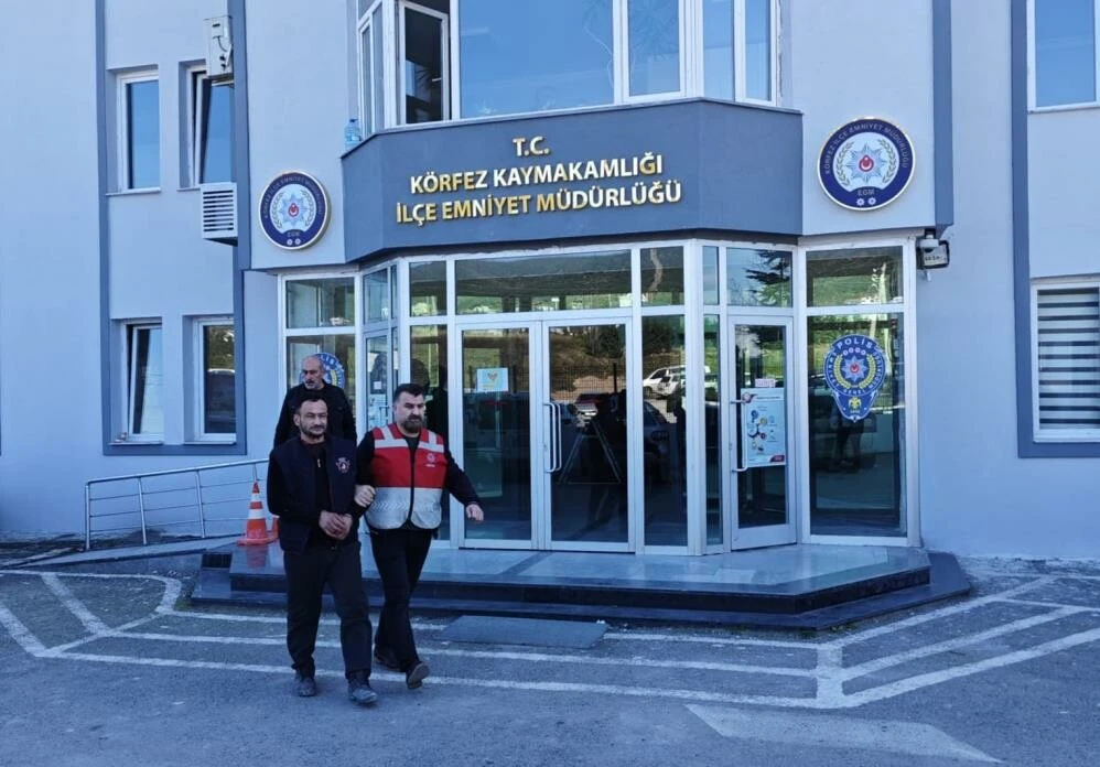 Kocaeli'nde bir kablo hırsızlığı daha: 2 kişi yakalandı - 1. Resim