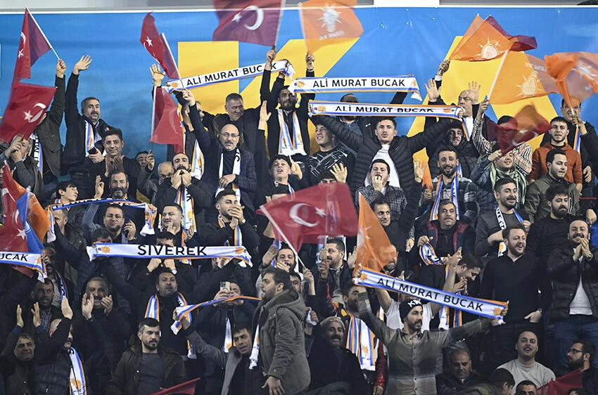 Son dakika! Cumhurbaşkanı Erdoğan tek tek açıkladı: İşte AK Parti Şanlıurfa ilçe adayları...