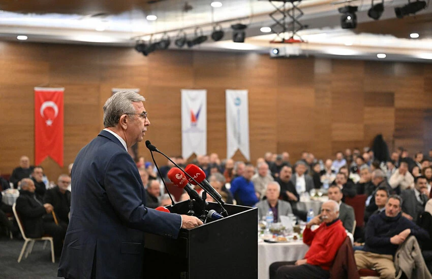 Yavaş: Lüks arabaları sattık, 1 şoför 1 korumayla geziyorum - 1. Resim