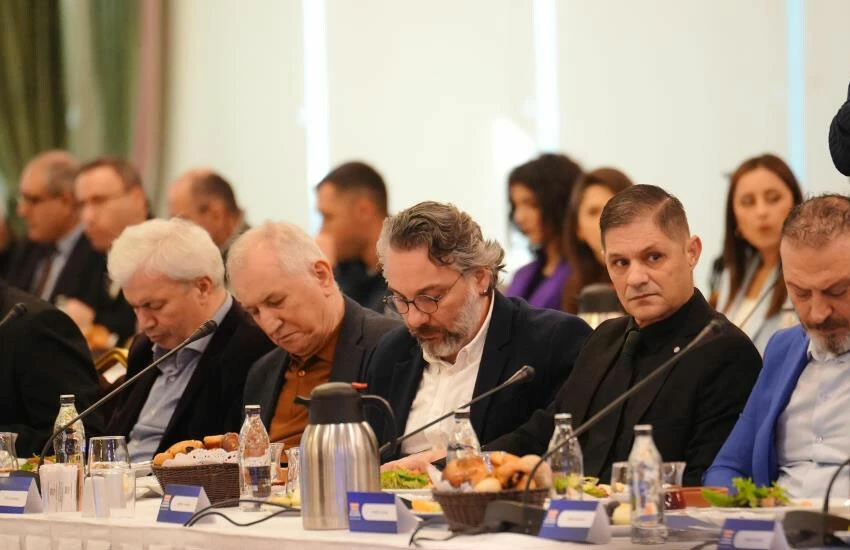 10 başlıkta projelerini anlattı! Kurum: Kaynakları gerçek belediyecilik için kullanacağız