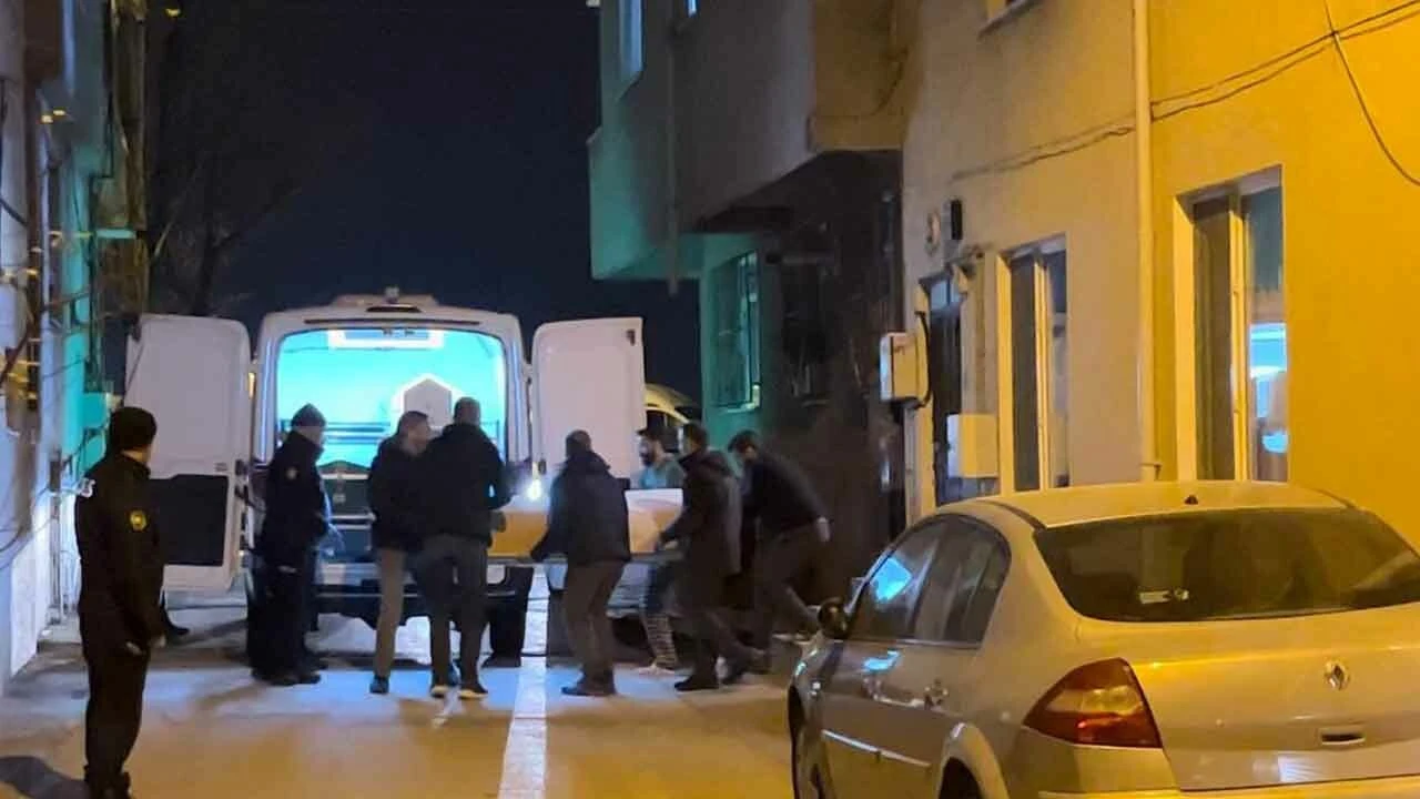 Bursa'da aile katliamı: Anne, baba ve kardeşini tüfekle öldürdü - 1. Resim
