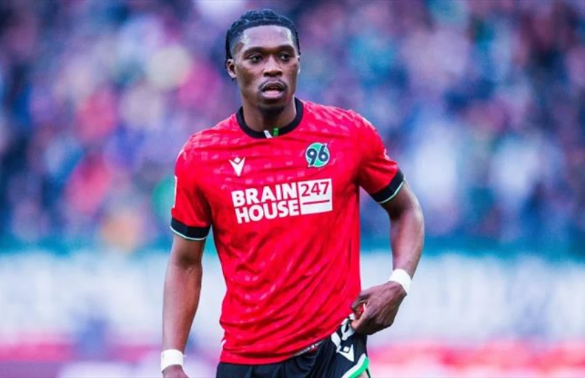 Galatasaray yeni sol bek transferini duyurdu