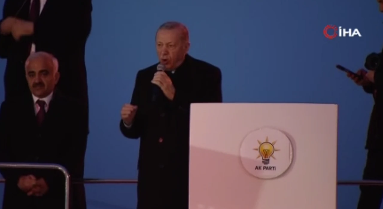 Son dakika! Cumhurbaşkanı Erdoğan'dan muhalefete deprem göndermesi: Felaketten medet umanlar var