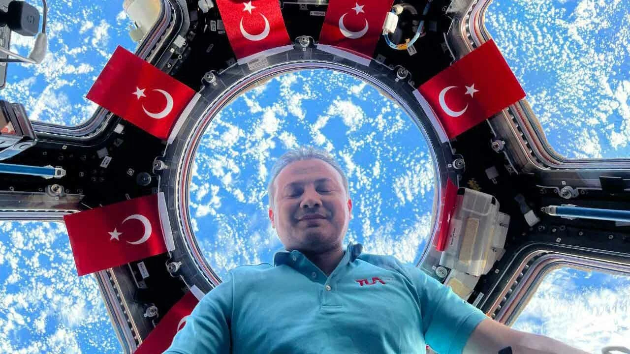 Alper Gezeravcı Dünya'ya dönüyor! İnişe saatler kaldı... - 1. Resim