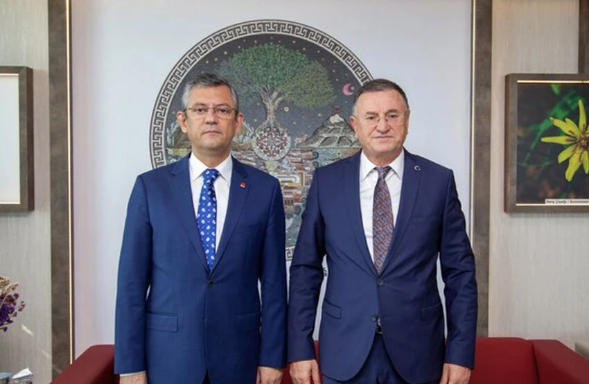 CHP ikiye bölündü: Savaş'ın adaylığı yeniden değerlendirilebilir