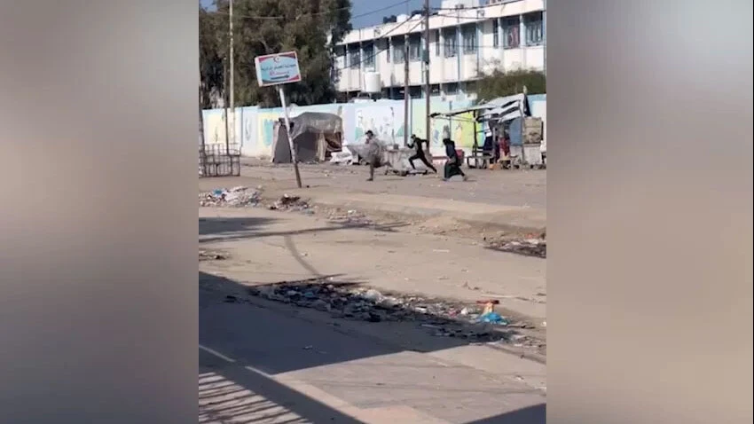 İsrail'in sivil avından geriye cesetler kaldı! Keskin nişancılarla vurdular - 2. Resim