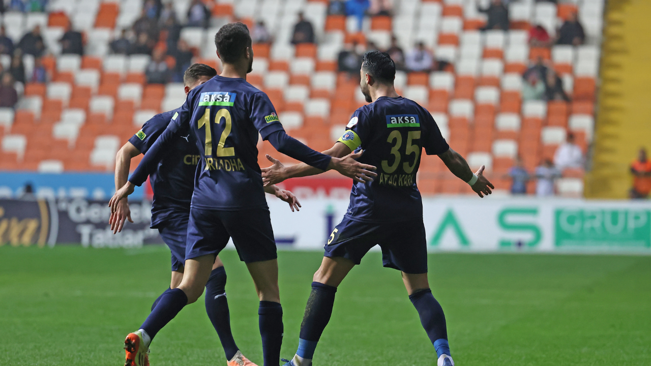Kasımpaşa, Adana&#039;da 3 puanı 3 golle aldı