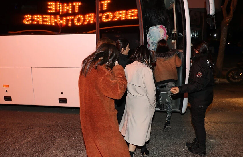 Mersin’de şantajcı çeteye darbe: 4 tutuklama, 4 ev hapsi