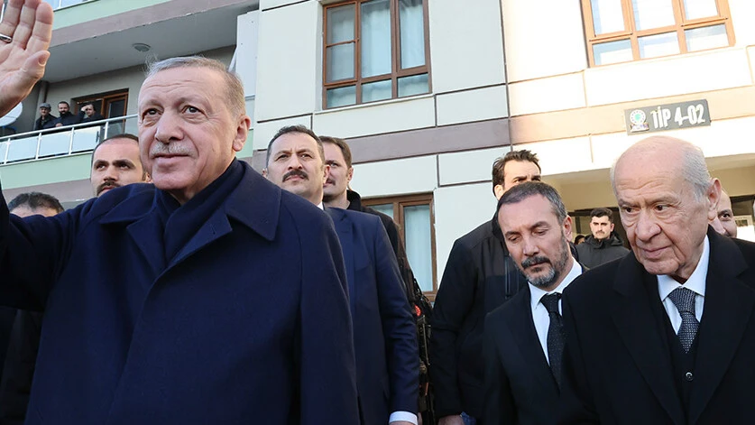 MHP 55. yaşında! Bahçeli açıklamalarda bulunuyor - 1. Resim