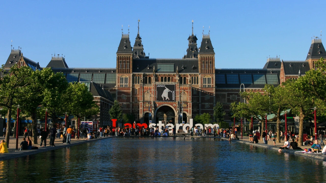 Schengen vizesine gerek yok: Google Maps ile oturduğunuz yerden gezebileceğiniz 5 Avrupa şehri - 5. Resim