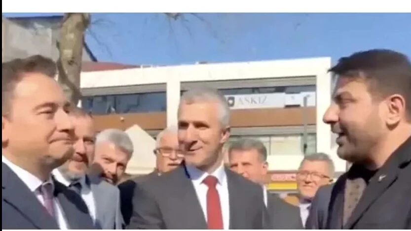DEVA Partisi lideri Ali Babacan, Davud Güllüoğlu'nu tanımayınca ortaya ilginç diyalog çıktı - 1. Resim