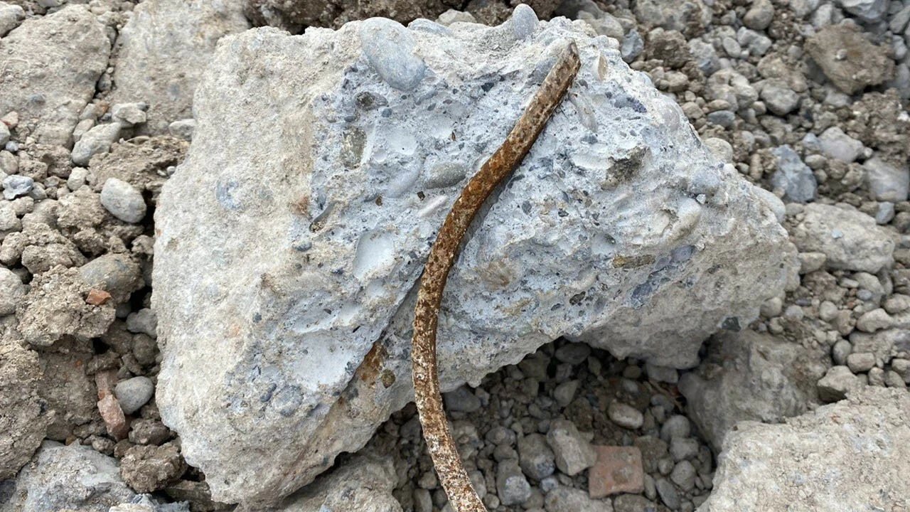 Kolon demirleri parmağından bile ince! En çok can kaybı o sitedeydi