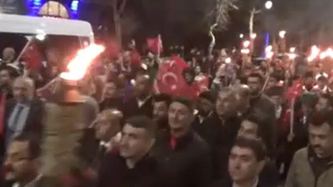 Acının tatlı tebessümü! Kahramanmaraş’ta depremin gölgesinde kurtuluş coşkusu