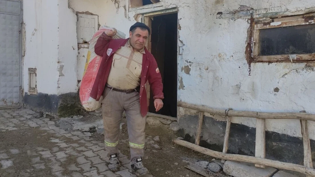 Emekli, asgari ücretli ve memura farklı fiyat! Sütü zam oranına göre satıyor