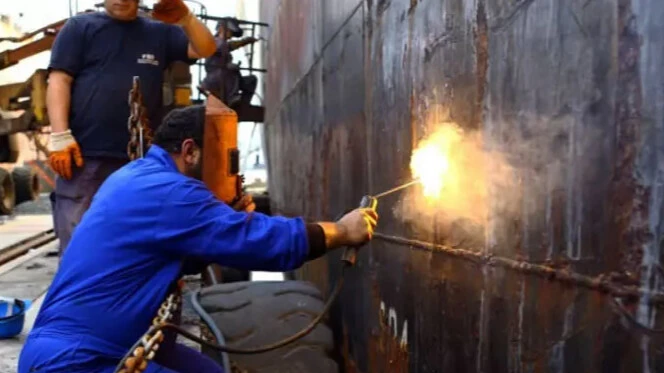 İstanbul Ticaret Odası Başkanı açıkladı... Günlük 200 dolara işçi bulunamıyor!.. Uzak Doğu’dan getirilecek