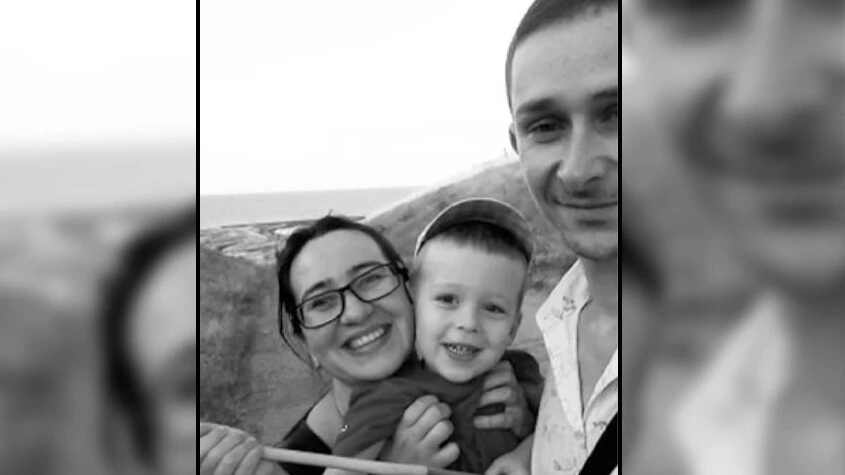 Rus saldırısında bir aile yanarak can verdi: Anne çocuklarına siper olmak istedi - 1. Resim