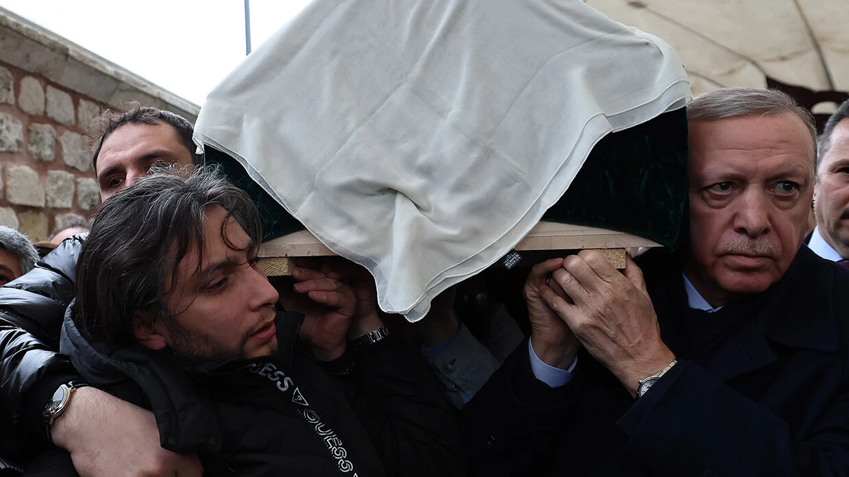 Son dakika! Fatma Sevim Baltacı'ya veda: Cumhurbaşkanı Erdoğan cenaze törenine katıldı - 1. Resim