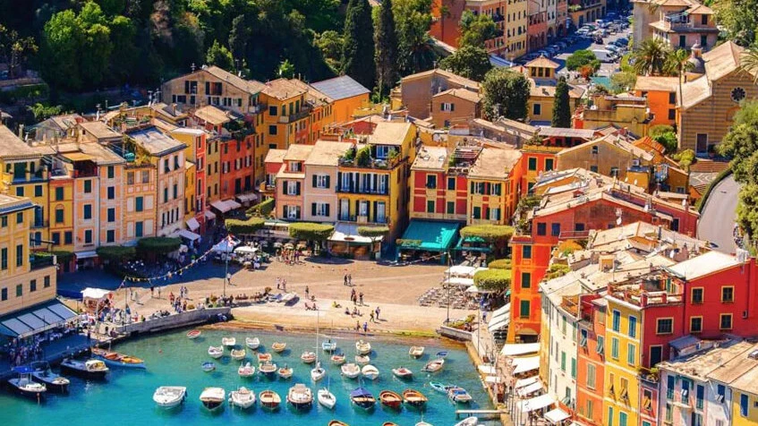 Avrupa'nın tuhaf yasaklarına bir yenisi: Kamusal alanda telefon kullanılamayacak - 6. Resim