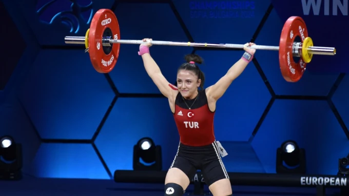 Cansu Bektaş halterde Avrupa şampiyonu - 2. Resim