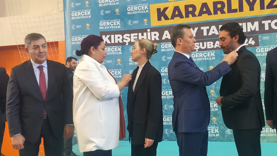 Gelecek Partisi'nden 1025 kişi istifa edip AK Parti'ye katıldı - 1. Resim