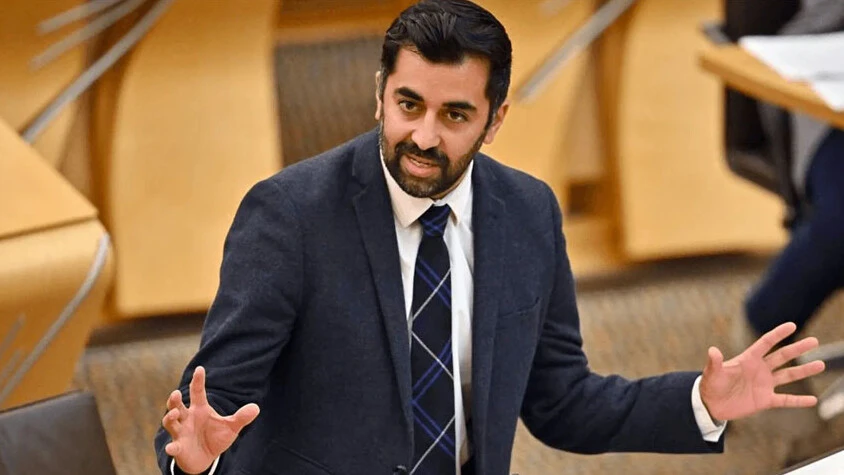 İskoçya Başbakanı Hamza Yusuf'tan İngiltere'ye Gazze tepkisi