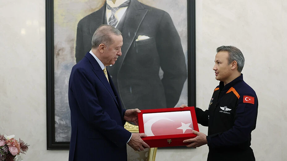 Son dakika! Cumhurbaşkanı Erdoğan, Gezeravcı ile görüştü