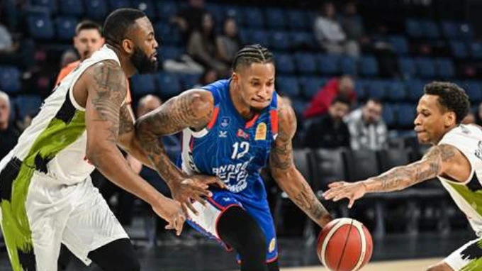 Anadolu Efes çeyrek finalde - 1. Resim