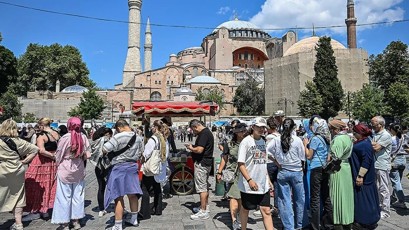 İstanbul, turist sayısıyla rekor kırdı